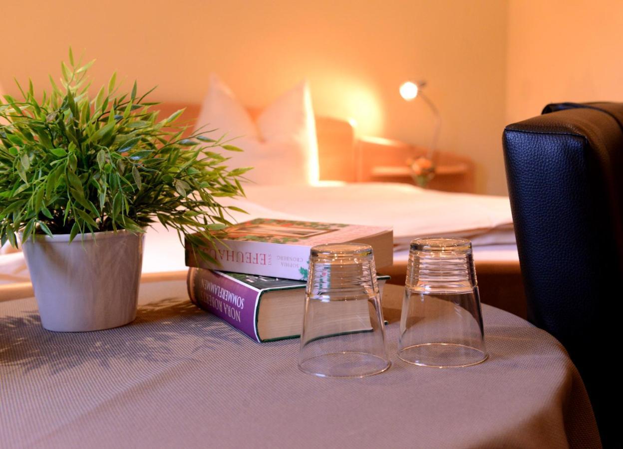 Hotel Moselterrasse Ediger-Eller Eksteriør billede
