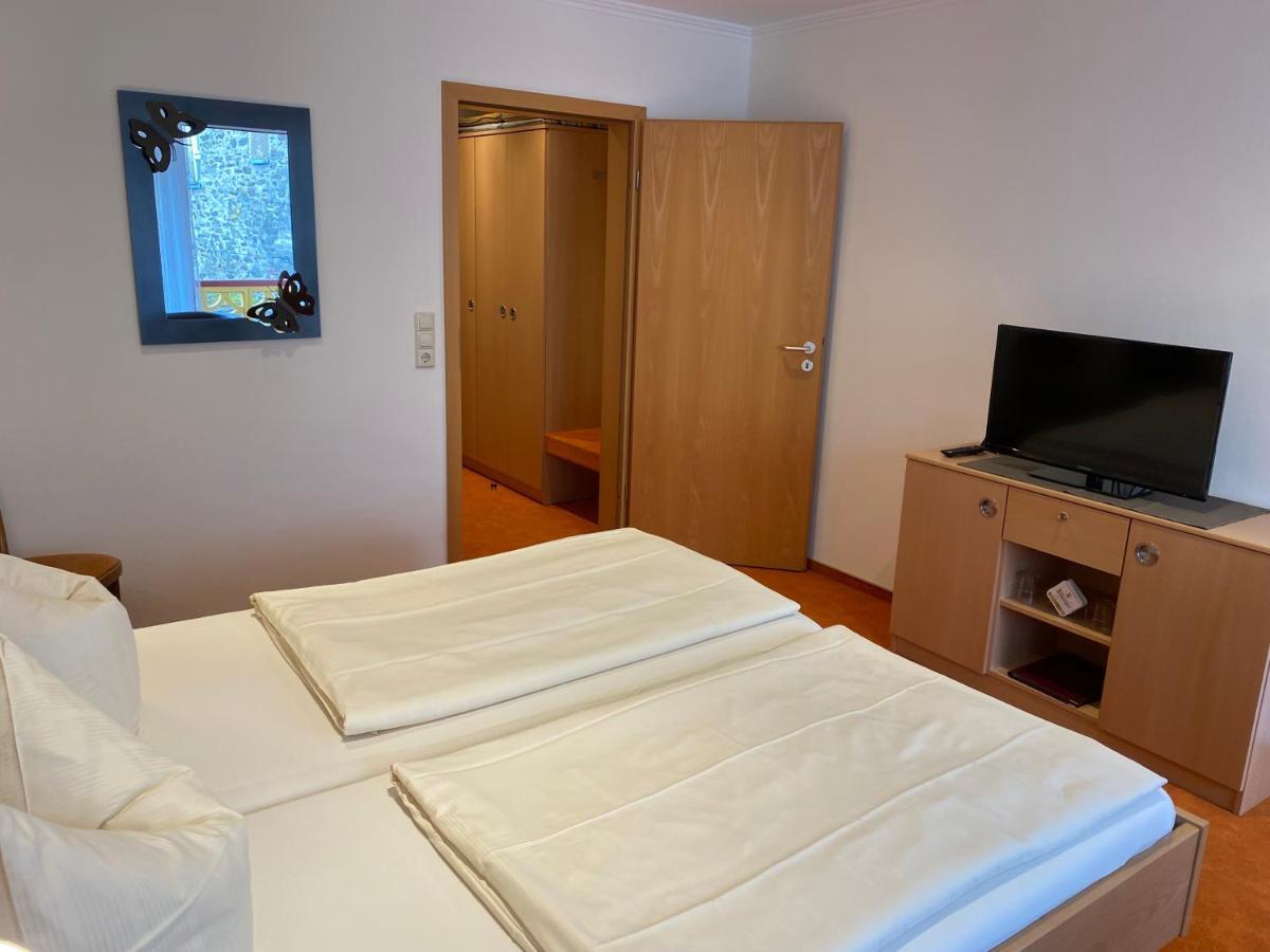 Hotel Moselterrasse Ediger-Eller Eksteriør billede